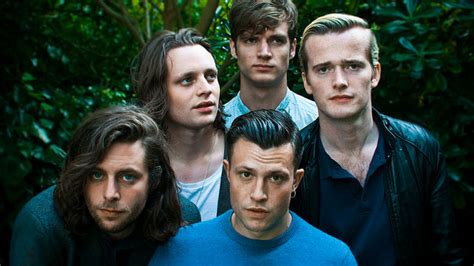 Maccabees Solta Vídeo “no Gás” Para Novo Single