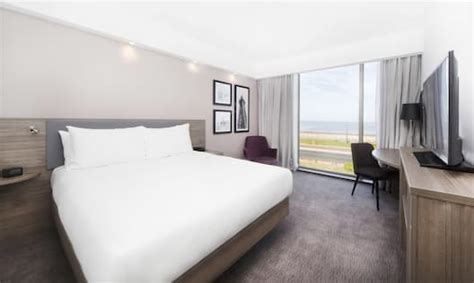 Hampton by Hilton Blackpool Rooms