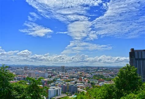 Premium Photo City Sky View On A Sunny Day