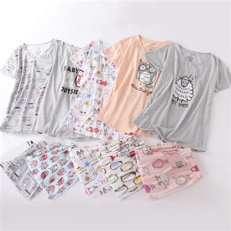 Women Cotton Pajamas Set Short Sleeve Tshirts Top Capri Pants Sleepwear