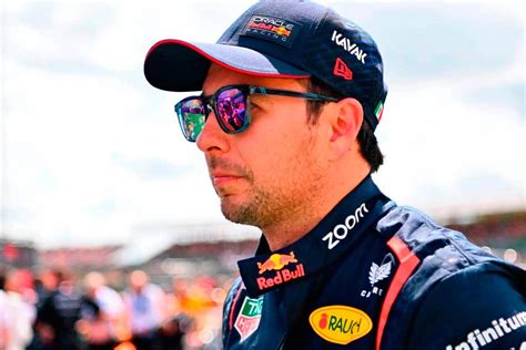 Checo Pérez tuvo una carrera fantástica pero Christian Horner señala