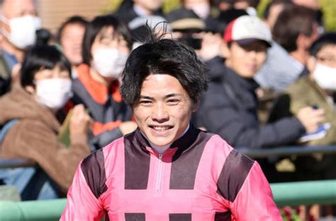 水沼元輝が32戦目で障害初v 乗り替わりエンデュミオンで「今年中に勝ちたいと」／中山4r 競馬 日刊スポーツ