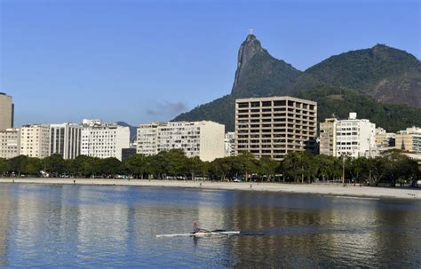 Botafogo beach editorial photo. Image of south, sand - 131346106