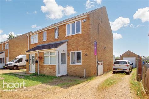 Isle Bridge Road Outwell 2 Bed Semi Detached House For Sale £180 000