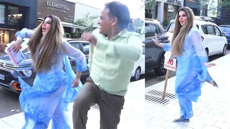 Rakhi Sawant Dance With Fan Spotted Outside The Gym At Andheri YouTube