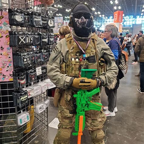 [Self] MW2 Ghost at Anime NYC : r/cosplay