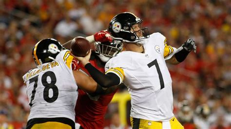 Pittsburgh Steelers 30 27 Tampa Bay Buccaneers Steelers Hold Off Late