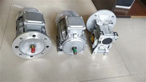 Gennext Control 0 25HP Geared Brake Motors For Industrial Voltage