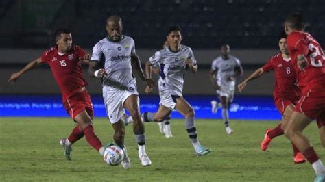 Hasil Pertandingan Persib Bandung Kontra Borneo Fc Musim Lalu Sosok