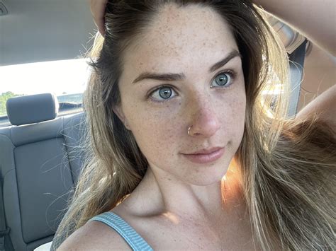 Car Selfies Are The Best R Freckledgirls