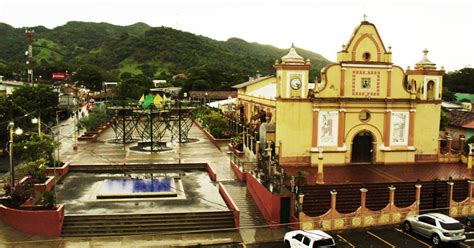 San Francisco Gotera La Plaza Que Fue Parque Cuartel Y Mercado La