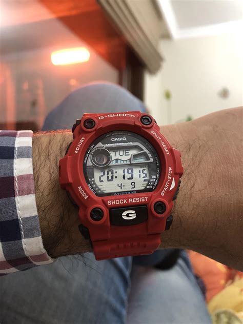 [casio] G Shock G 7900a “rescue Red” R Watches