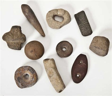 10 Native American Stone Tools