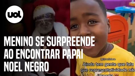 Menino Se Surpreende Ao Encontrar Papai Noel Negro Na Bahia Da Minha