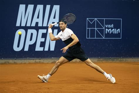 João Sousa Estreia Se No Maia Open Com Vitória Que Compõe Quinteto Luso Na Segunda Ronda