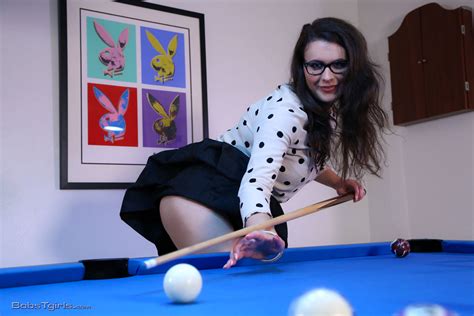 Perfect Riley Naked On The Pool Table Shemales Club