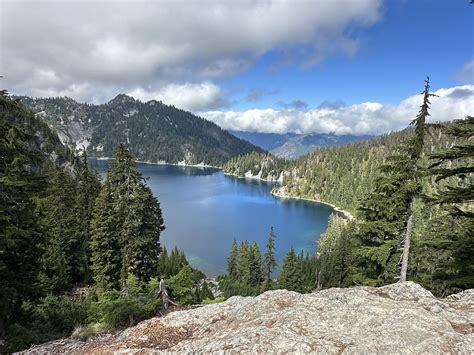 Snow Lake Seen From A Viewpoint Yaz Obara Flickr