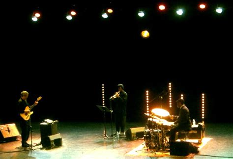 Beno T Delbecq Et Ambrose Akinmusire Sons D Hiver Jazz Magazine