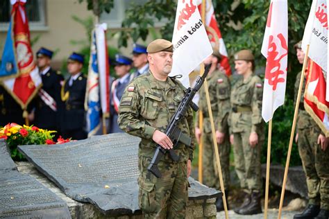 Rocznica Agresji Zsrr Na Polsk W Odzi Upami Tniono Tragiczne