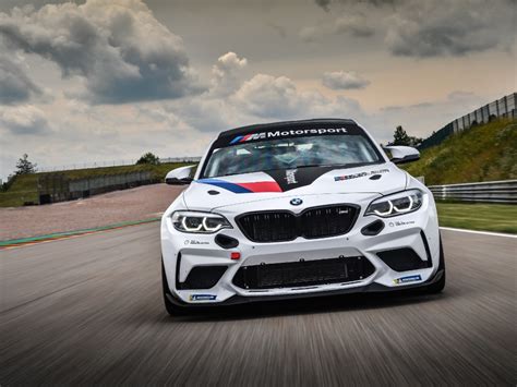 Bmw M Customer Racing Ab 2021 Tritt Der Bmw M2 Cs Racing In Eigenem