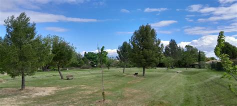 Le Parc Des Associations Saint Mamert Du Gard