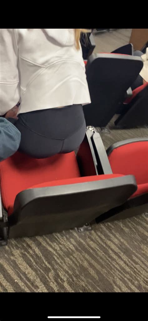 Petite Pretty Blonde Spandex Leggings Yoga Pants Forum