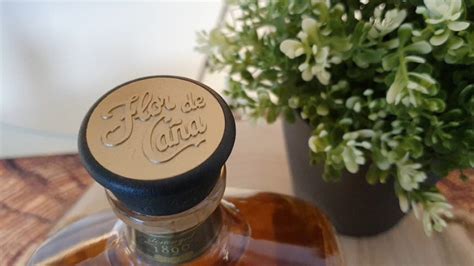 Flor de Caña 18 40 Rum Info Tasting Blüte des Zuckerrohrs