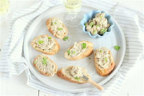 Gerookte Makreelsalade Op Stokbrood