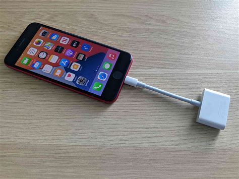 How to Connect an iPhone to a Mini Projector