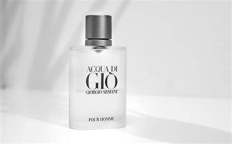 Best Woody Fragrances For Men: Latest Perfumes In 2023