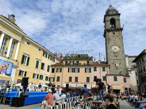 Premio Bancarellino Vince Il Sogno Americano Di Cinzia Capitanio La