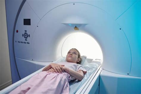 Magnetic Resonance Imaging MRI Systems Market Competitive