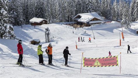 Italiano morto travolto sulle piste da sci in Svizzera la vittima è un