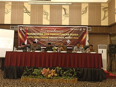 Satukan Persepsi Kpu Sumbar Bersama Stakeholder Sosialisasi