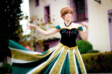 Anna (Coronation Day) [ Frozen ] by kokoammm on DeviantArt