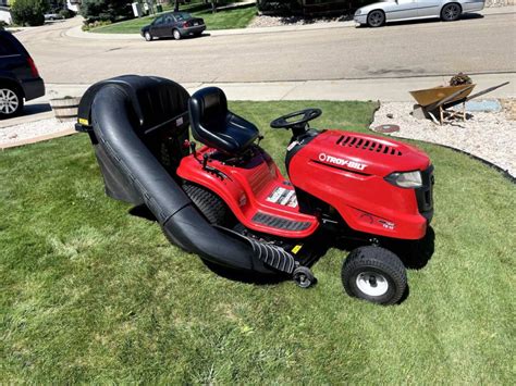 2016 Troy Bilt Tb42 Riding Mower With Bagger Attachment Ronmowers