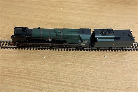 Premier Model Railways buy OO Gauge model railway items including ...