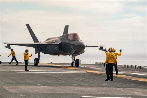 Dvids Images Uss America Lha 6 And 31st Meu Conduct Flight