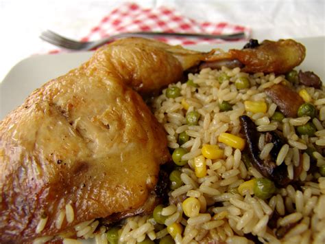 Roast chicken with rice, peas, corn and mushrooms - Cooking In Plain Greek