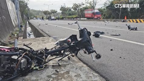 疑閃小貨車撞休旅車！ 苗栗機車雙載男死女傷 華視新聞網