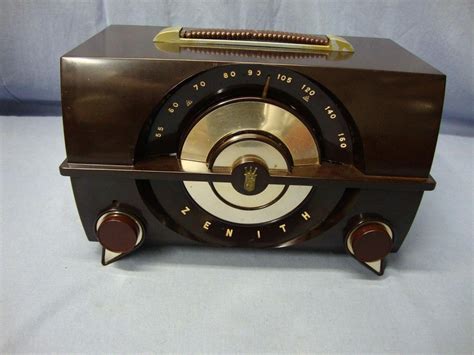 Vintage Zenith Bakelite Radio Model J 615 1857918292