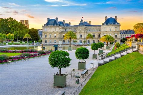 Skip The Line Versailles Palace Half Day Guided Tour