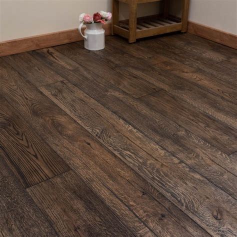 Bibury Whisky Distressed Engineered Oak Distressed Hardwood Flooring