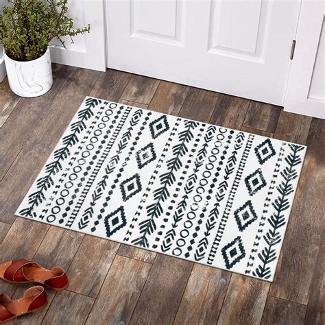 Amazon Lahome Farmhouse Moroccan Throw Rugs Washable Soft Boho 2x3