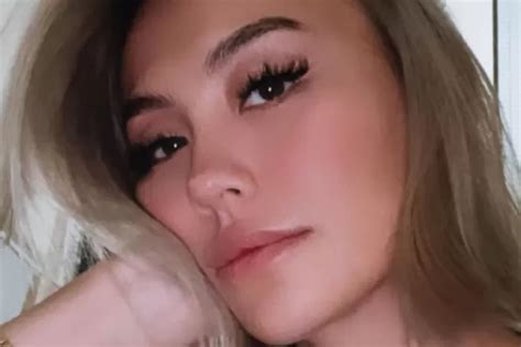 Agnez Mo Buka Suara Usai Isu Menikah Beda Agama Hingga Mualaf Ini