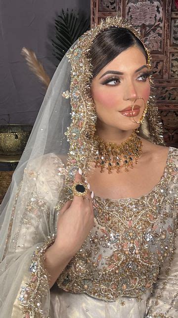 Pin By Hasin Bano On Fashion In Pakistani Bridal Makeup Desi