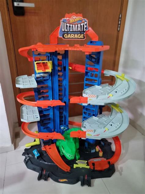 Hot Wheels Dinosaur Ultimate Garage Playset Hobbies Toys Toys Games On Carousell