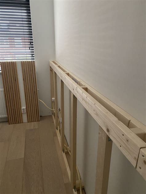 Wil Je Zelf Een Latten Achterwand Voor Je Bed Makenontdek Hoe Je Te