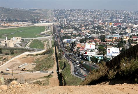 Imagens Da Fronteira M Xico Estados Unidos Ambiente De Leitura Carlos