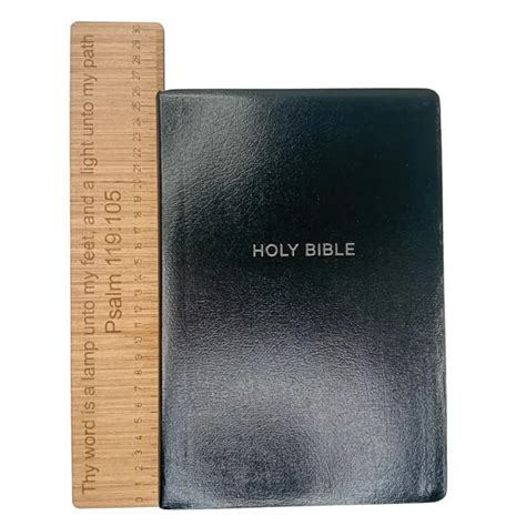 Nkjv Holy Bible Reference Center Column Giant Print Leather Look Black